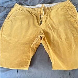 J. Crew men’s yellow chinos size 34/30
